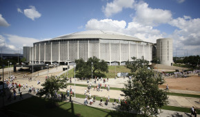 Astrodome - Ed Schipul - https://www.flickr.com/photos/eschipul/3924545417/