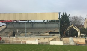 Destruction de la tribune honneur - décembre 2017 - copyright Toulouse Olympique XIII