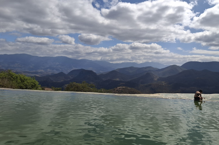 <p>Hierve al agua</p>