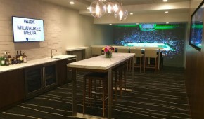 Milwaukee Arena - Suite au Preview Center