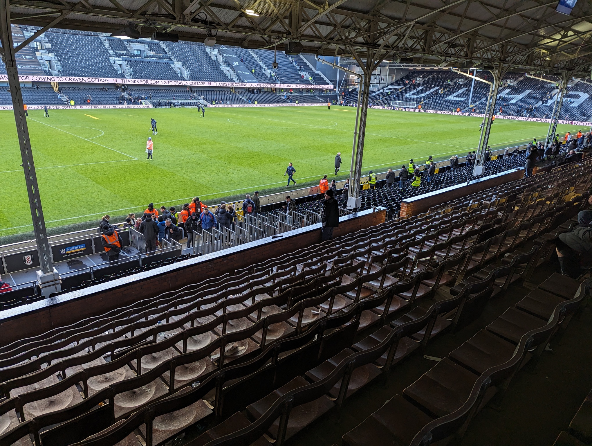 <p>Photo prise à la fin du match.</p>
