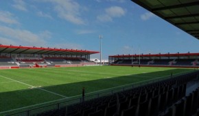 Vue de la pelouse du Matmut Stadium