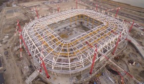 Rostov Arena - Pose du toit - Octobre 2016 - copyright FIFA.com