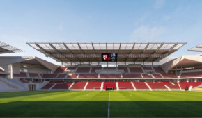 Stade Saint-Symphorien - Vue du terrain de la rénovation