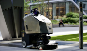 Tottenham HotSpurs Stadium - EcoBot 75 pour nettoyer le stade