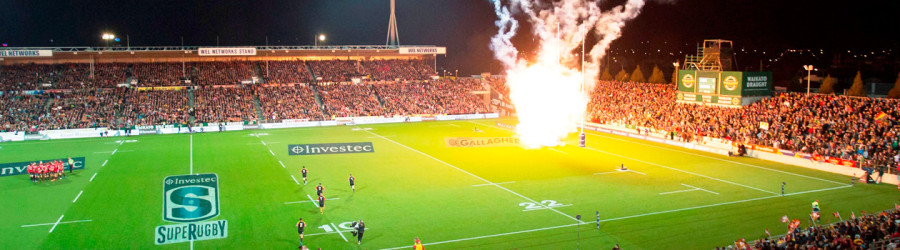 Stade de football et rugby à Hamilton, en Nouvelle-Zélande